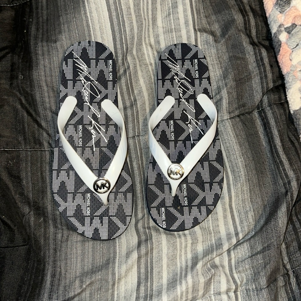 Michael Kors White Strap Black Logo Flip Flop Sandals